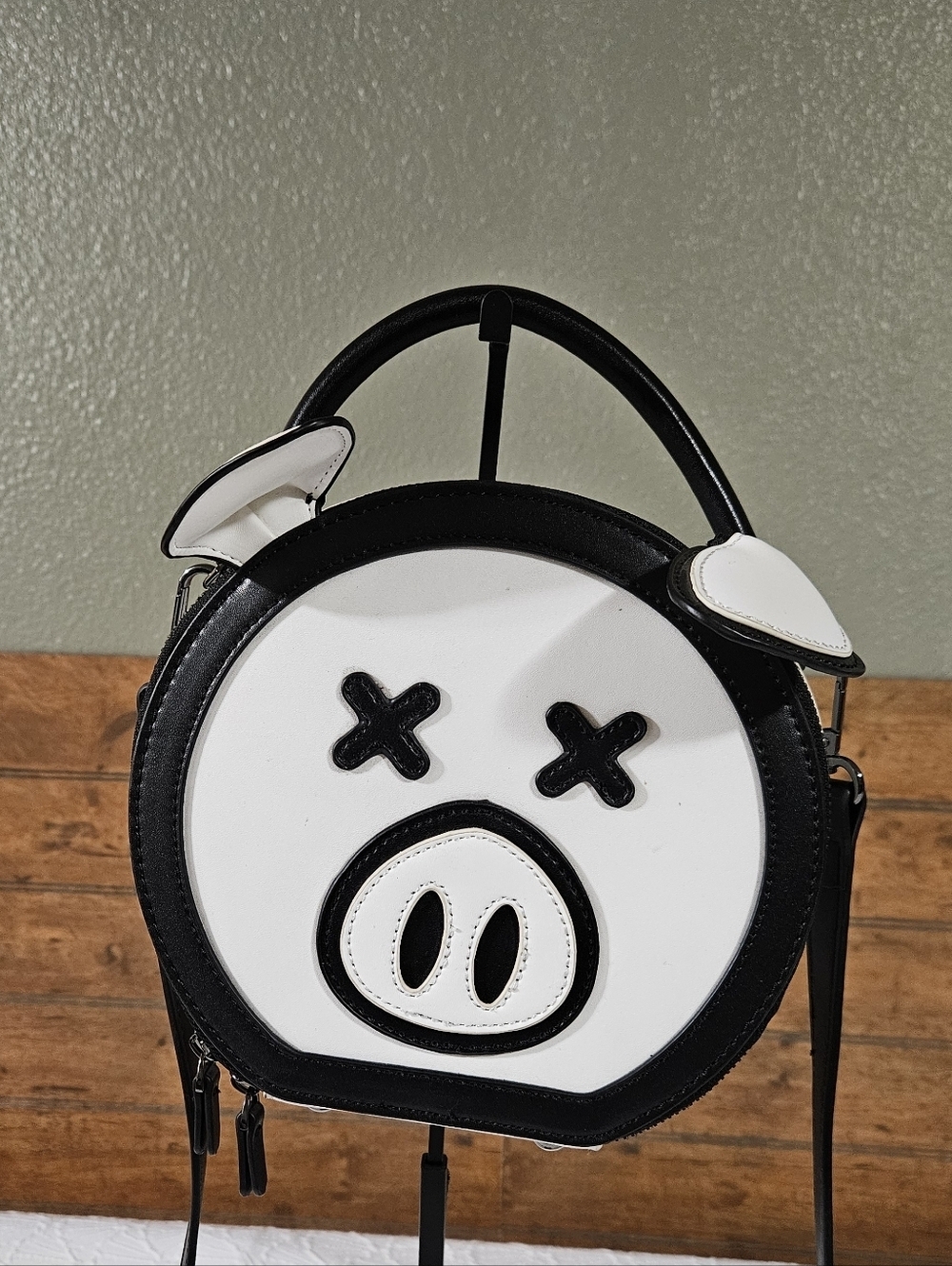 Jeffree Star X Shane Dawson Round Black & White Pig Face Cross-Eye Handbag